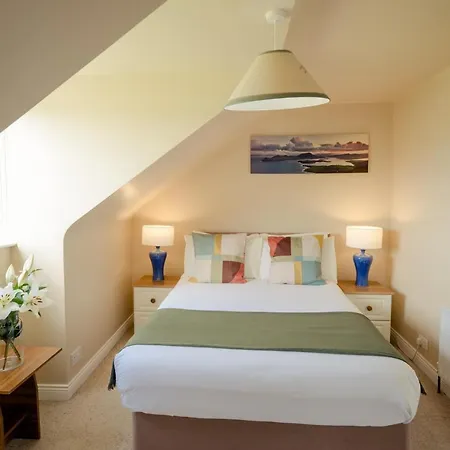 Seaview Heights 3*